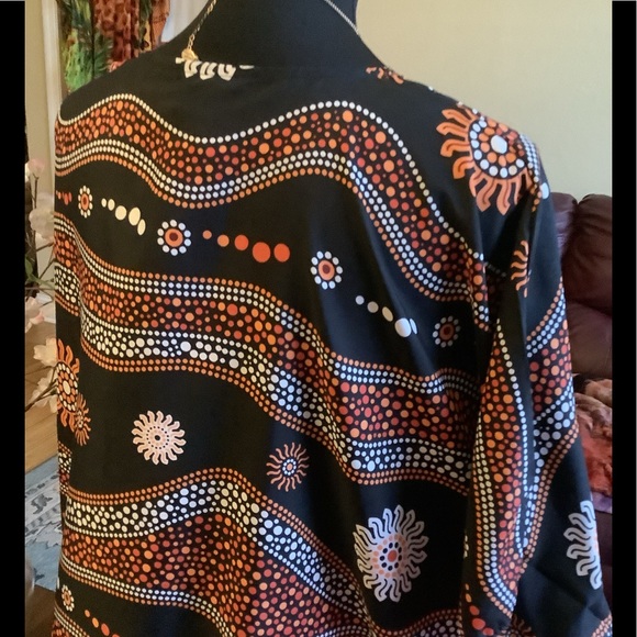 🌻NWT WINLAR EARTH WAVES COVERUP/ CAFTAN - Picture 4 of 10